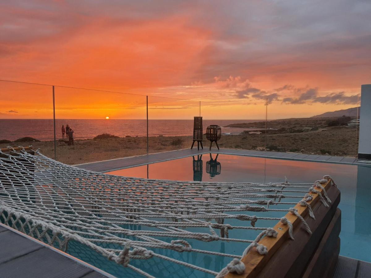 Tramonto Luxury Villa No2 - Breathtaking Sunset View Foiníkion Exteriör bild