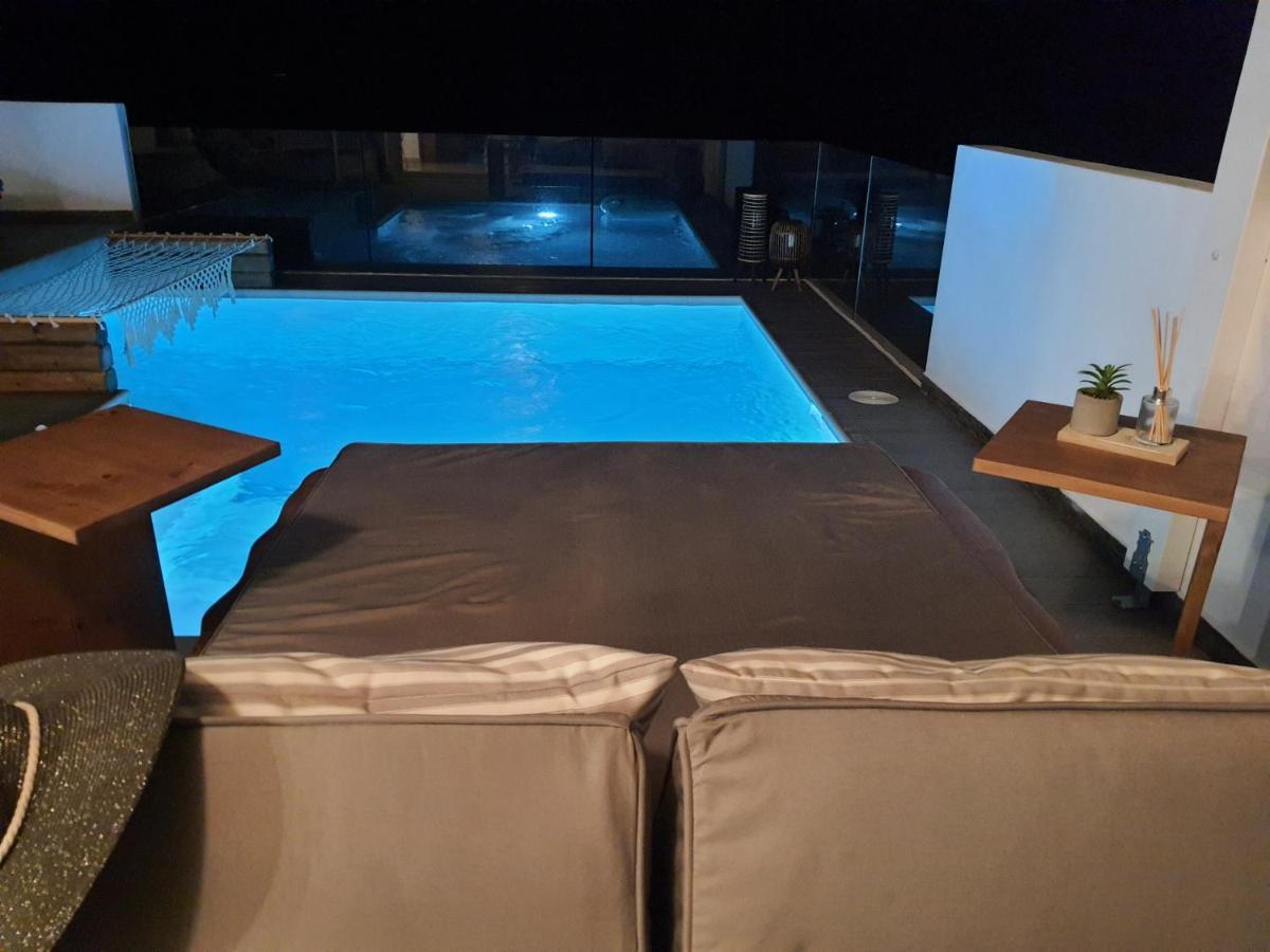 Tramonto Luxury Villa No2 - Breathtaking Sunset View Foiníkion Exteriör bild